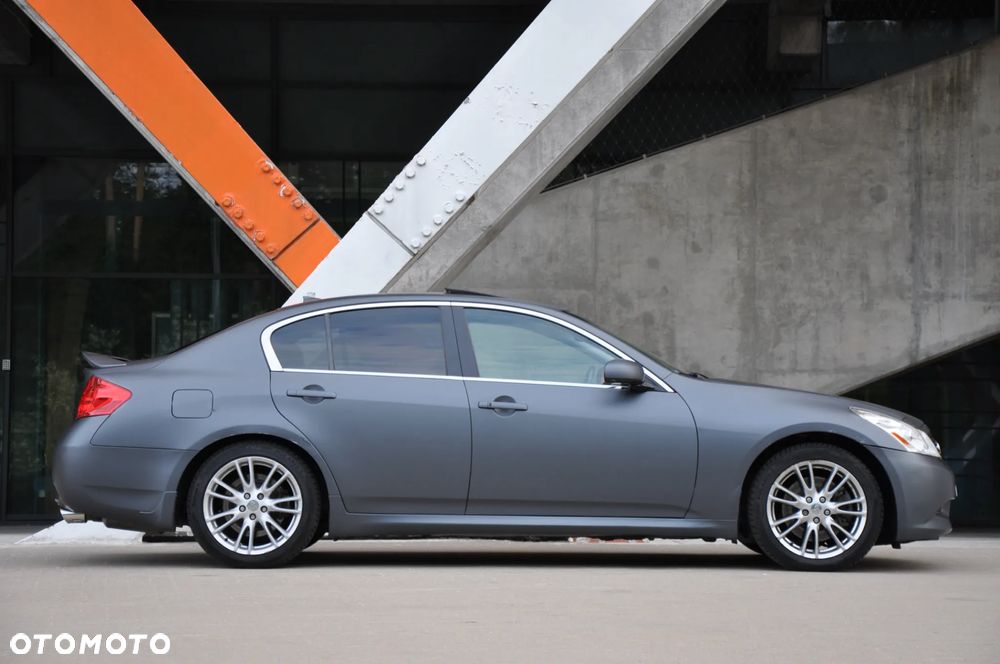 Infiniti G 3.5 - 11