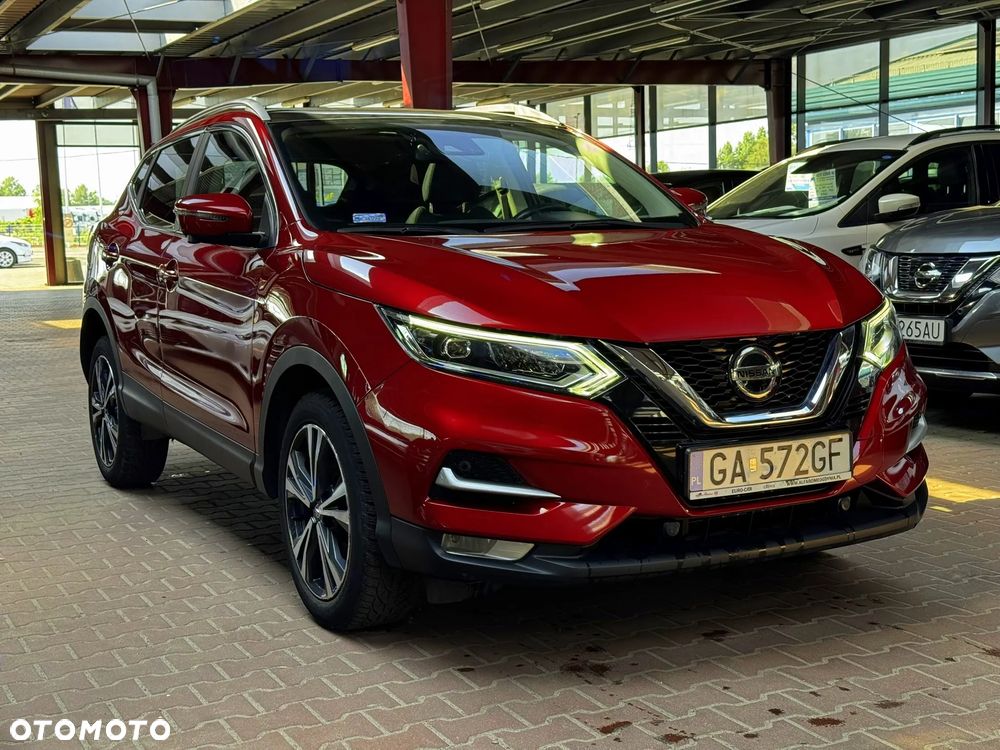 Nissan Qashqai 1.3 DIG-T N-Connecta DCT - 1