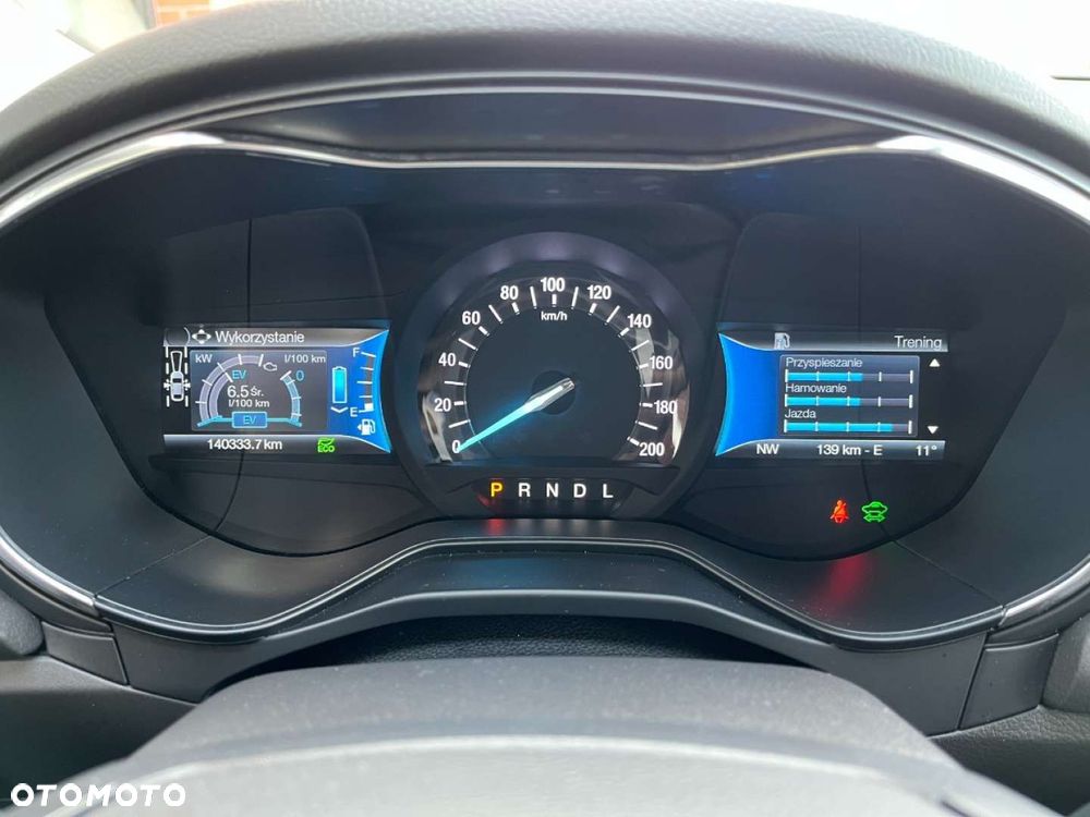 Ford Mondeo - 10