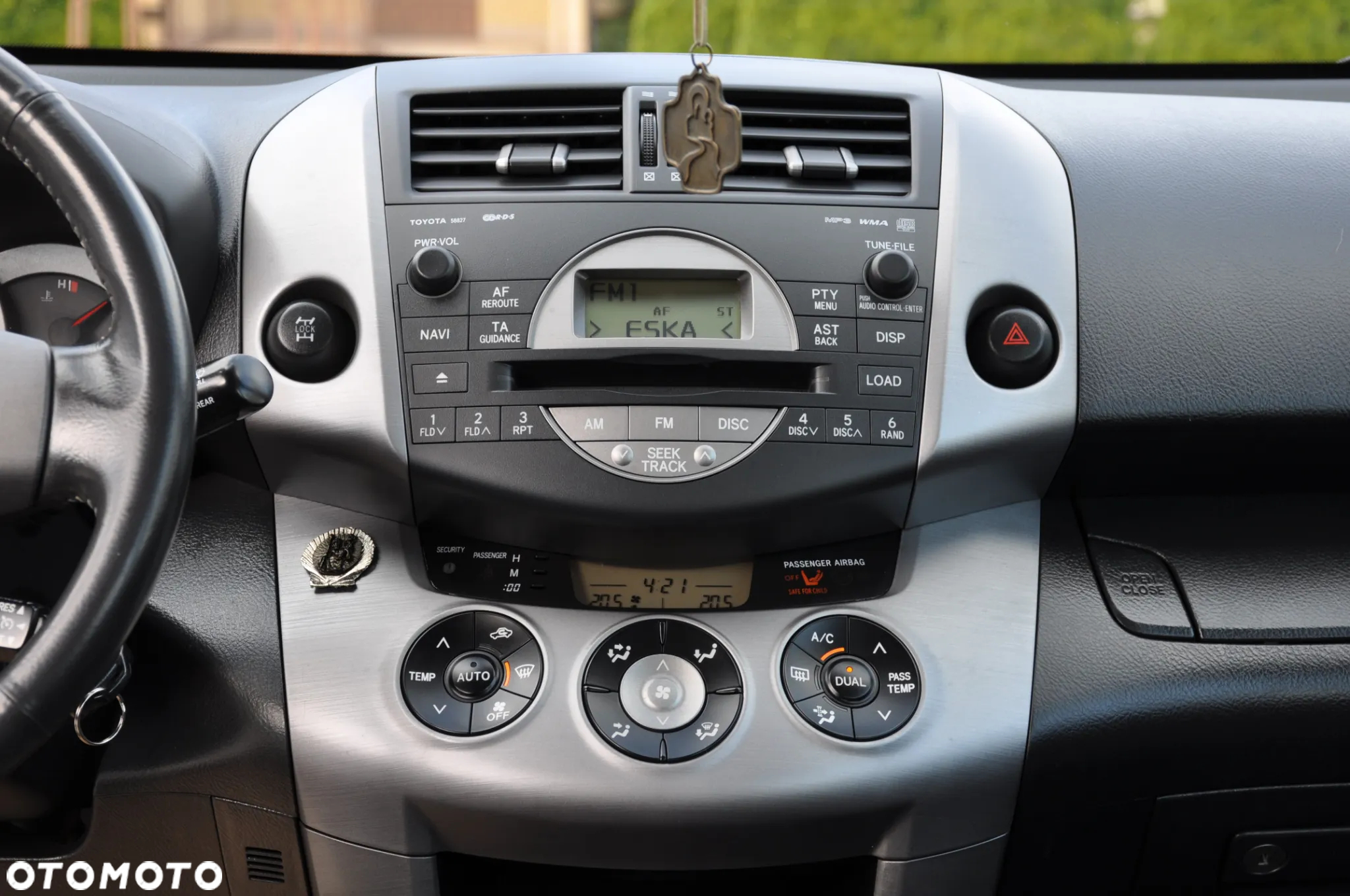 Toyota RAV4 2.0 4x4 Automatik Executive - 30