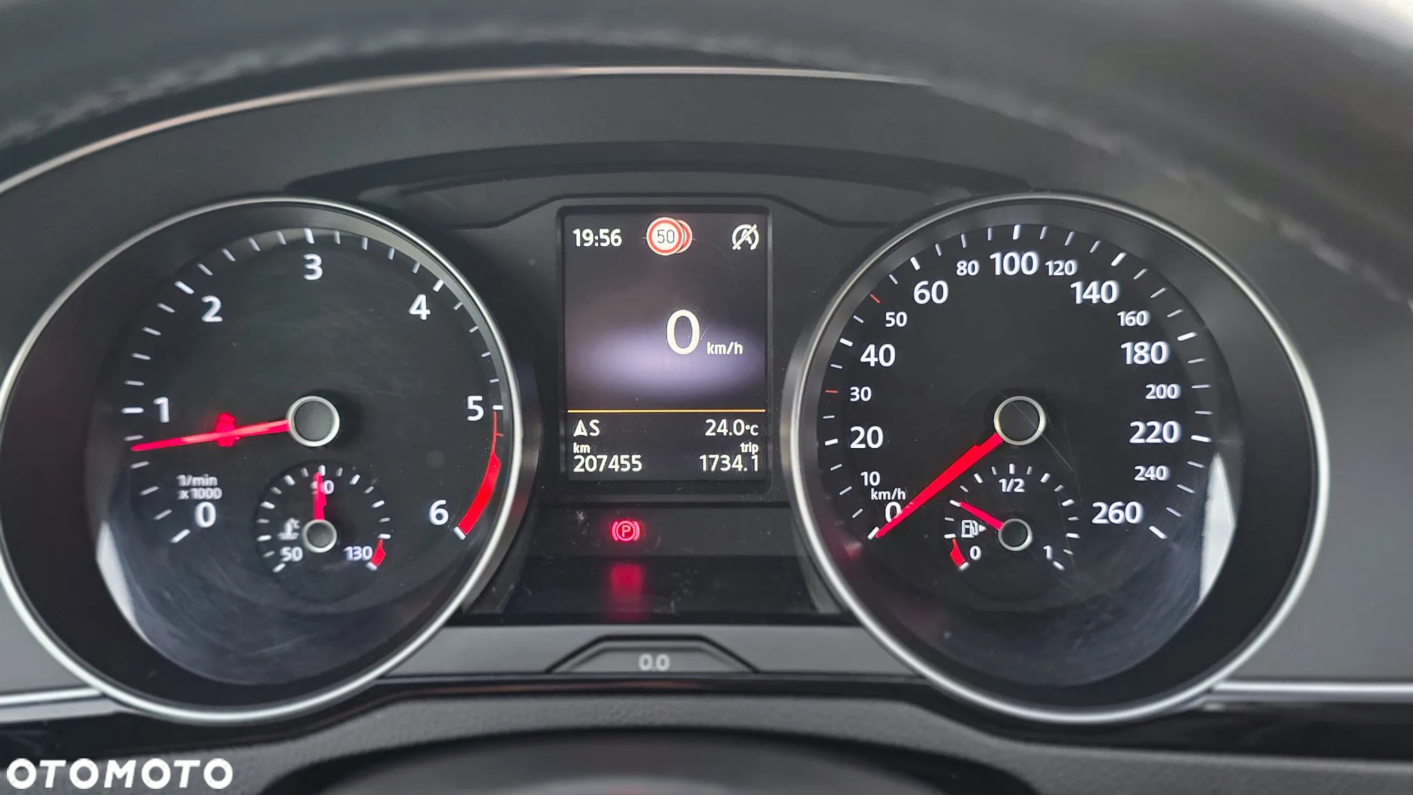 Volkswagen Passat 2.0 TDI BMT Comfortline - 22