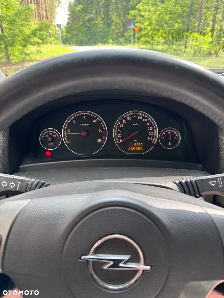 Opel Vectra 1.9 CDTI - 9