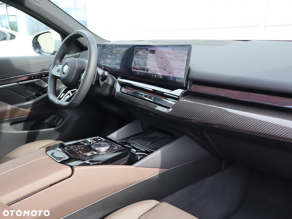 BMW Seria 5 520d xDrive mHEV M Sport - 7