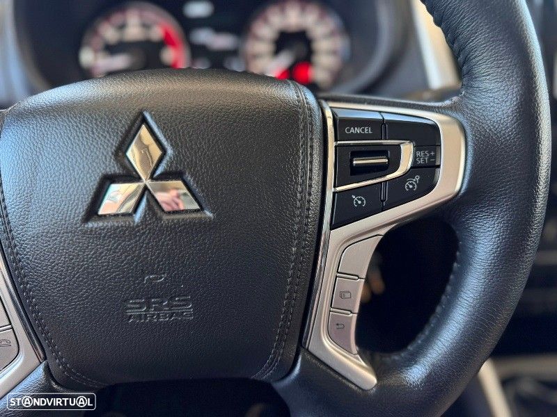 Mitsubishi L200 2.3 DI-D Strakar CD Connect Edition 4WD - 22