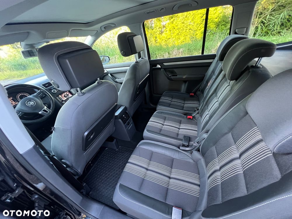Volkswagen Touran 2.0 TDI DPF Highline Perfectline DSG - 13