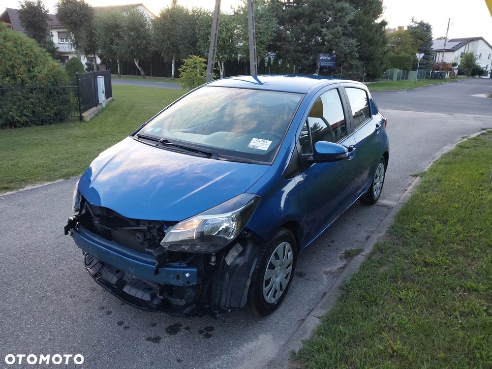 Toyota Yaris 1.33 Premium - 4