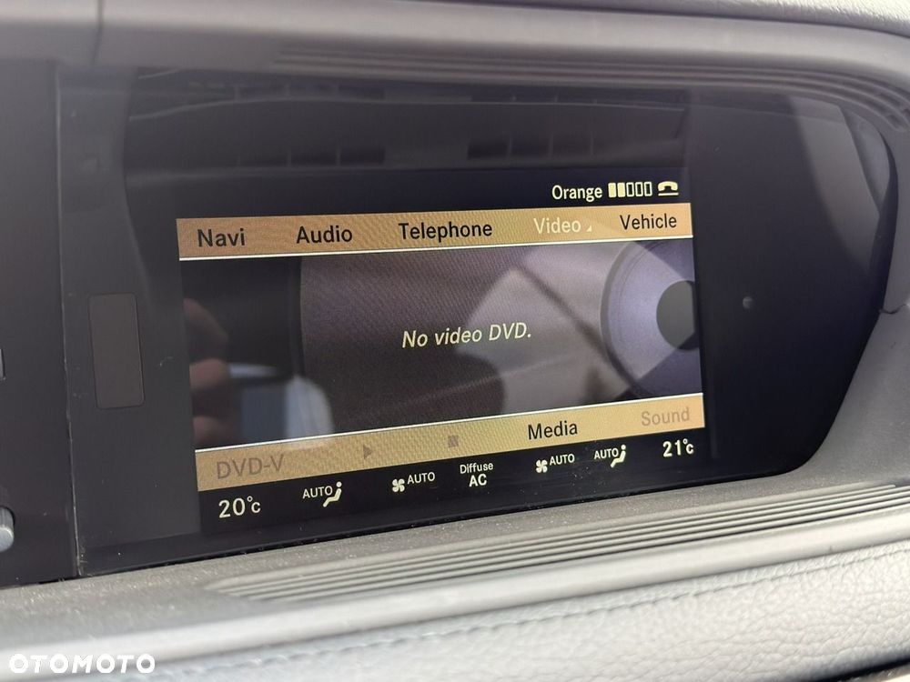 Mercedes-Benz CL 500 4Matic (BlueEFFICIENCY) 7G-TRONIC - 32