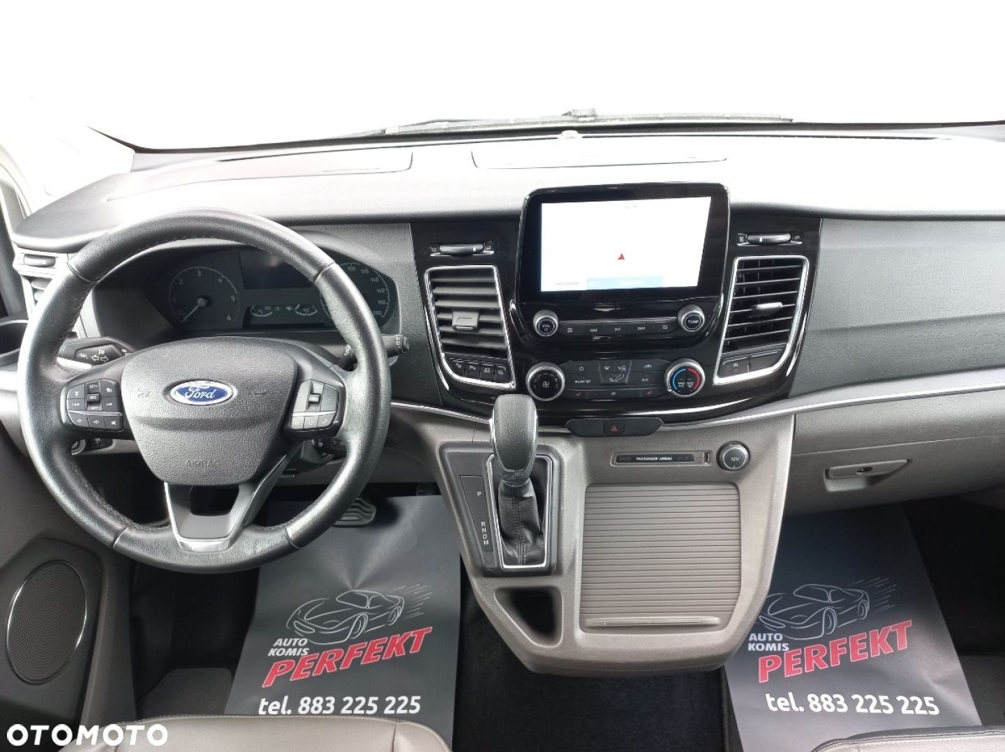 Ford Tourneo Custom - 20