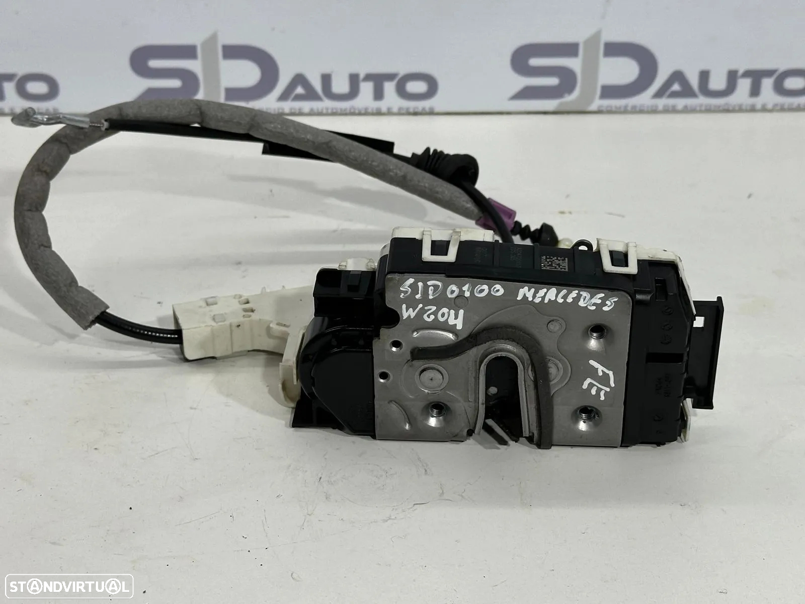 Fecho Frente / Trás Direito / Esquerdo - Mercedes C (W204) - 5