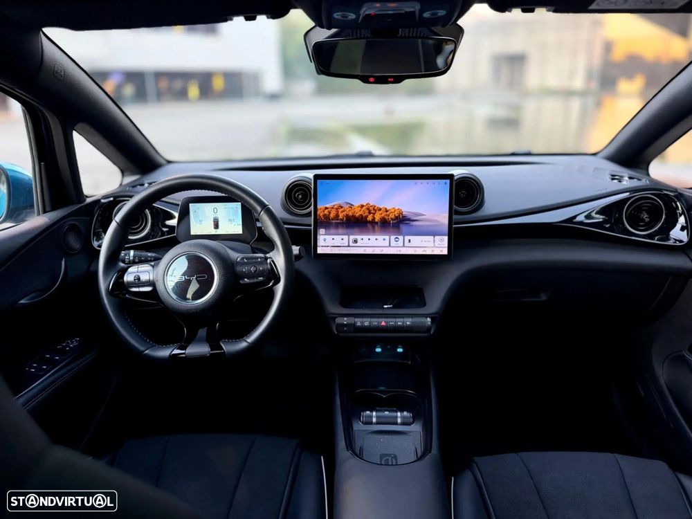 BYD Dolphin - 16