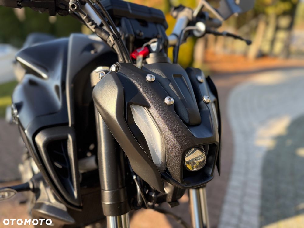 Yamaha MT - 3