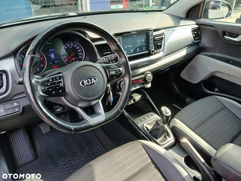 Kia Stonic 1.6 CRDi SCR XL - 10
