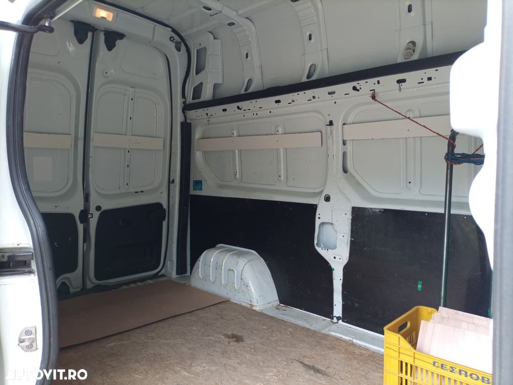 Renault Trafic - 5