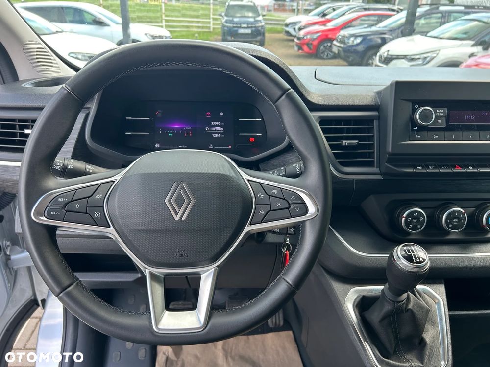 Renault Trafic 2.0 dCi - 10