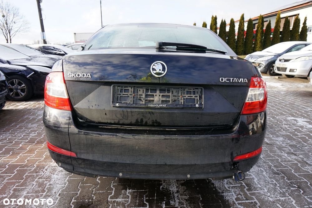 SKODA OCTAVIA III 5E3 LB LIFTBACK 2014 LF9R 1.6 TDI CLHA 105KM MWX CZARNY na części - 4