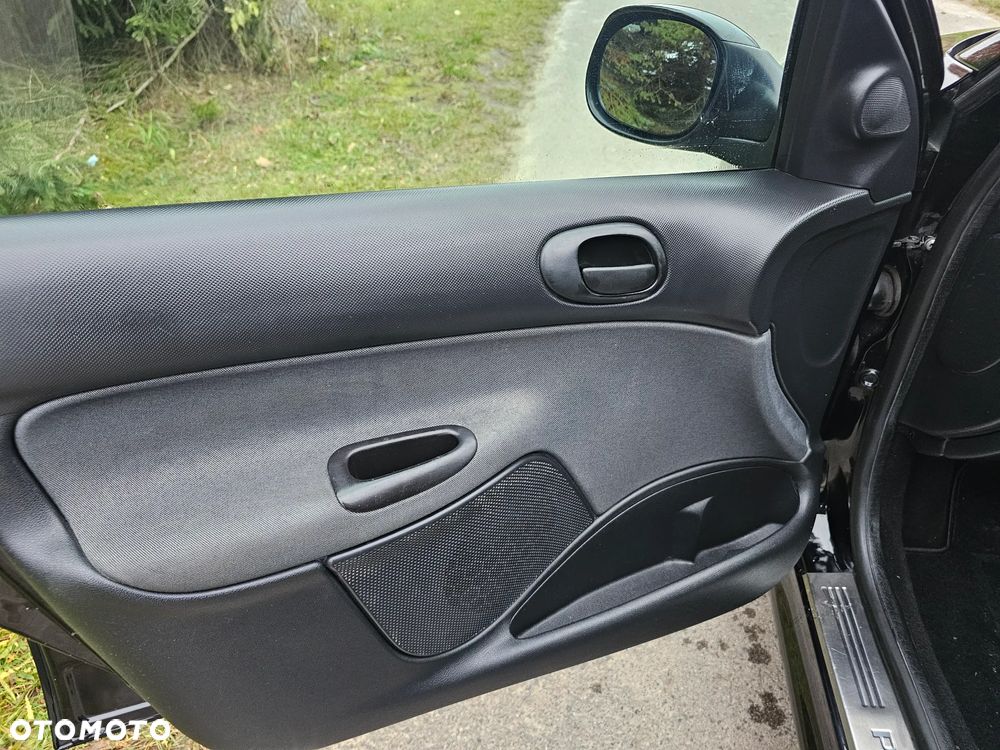 Peugeot 206 plus - 16