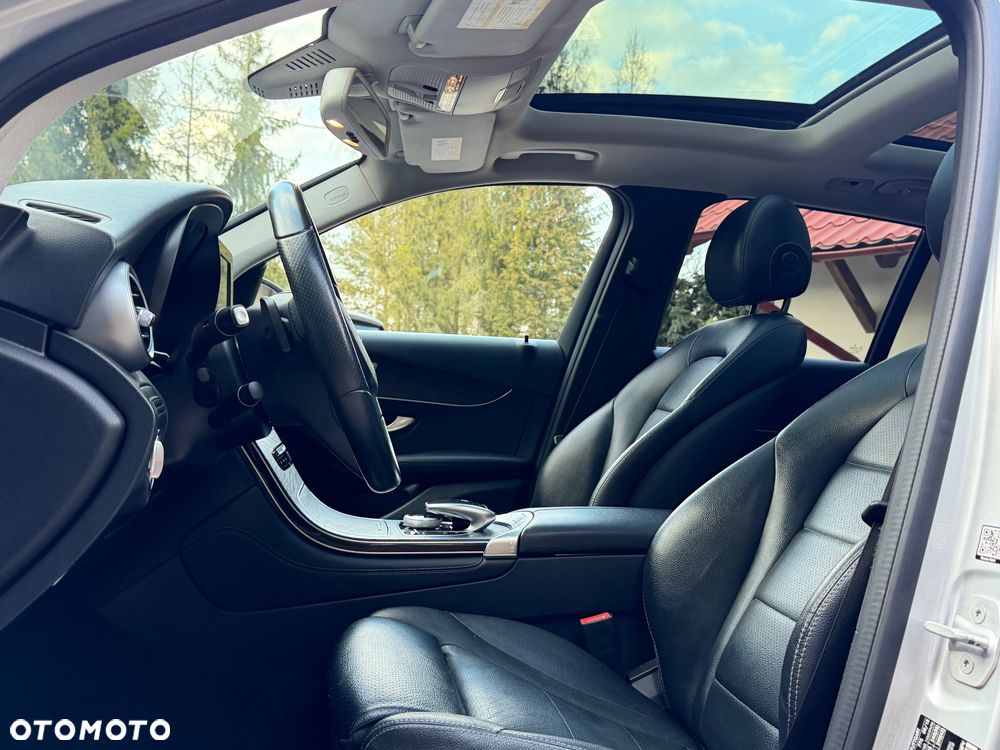 Mercedes-Benz GLC 300 4Matic 9G-TRONIC - 14