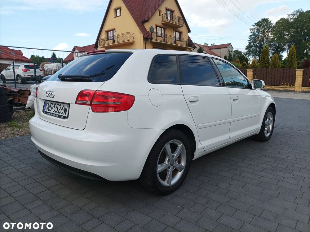 Audi A3 Sportback 1.6 TDI DPF Ambition - 7