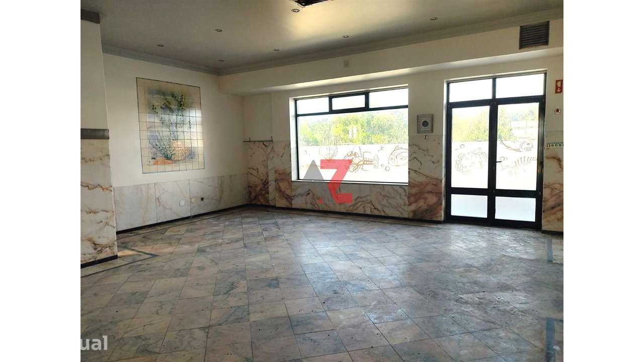 VENDE-SE LOJA 170 M2 EM AZOIA - Grande imagem: 4/22