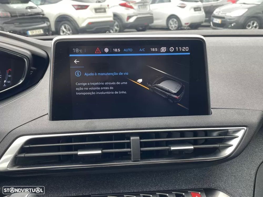 Peugeot 3008 1.2 PureTech Allure Pack EAT8 - 34