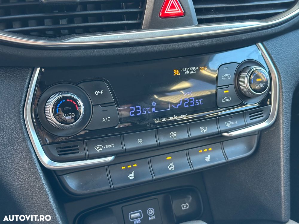 Hyundai Santa Fe - 33