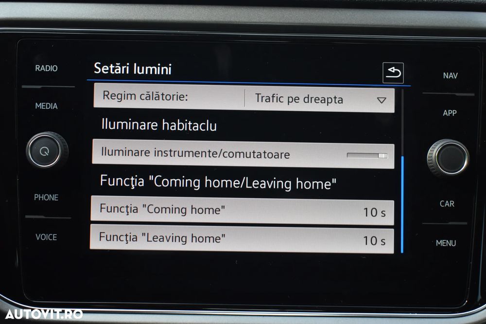 Volkswagen T-ROC 2.0 TDI DSG Design - 25