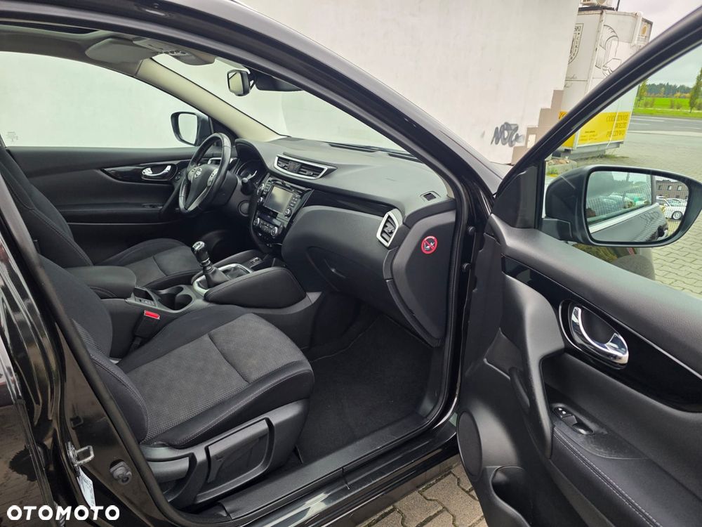 Nissan Qashqai 1.2 DIG-T N-Connecta - 16