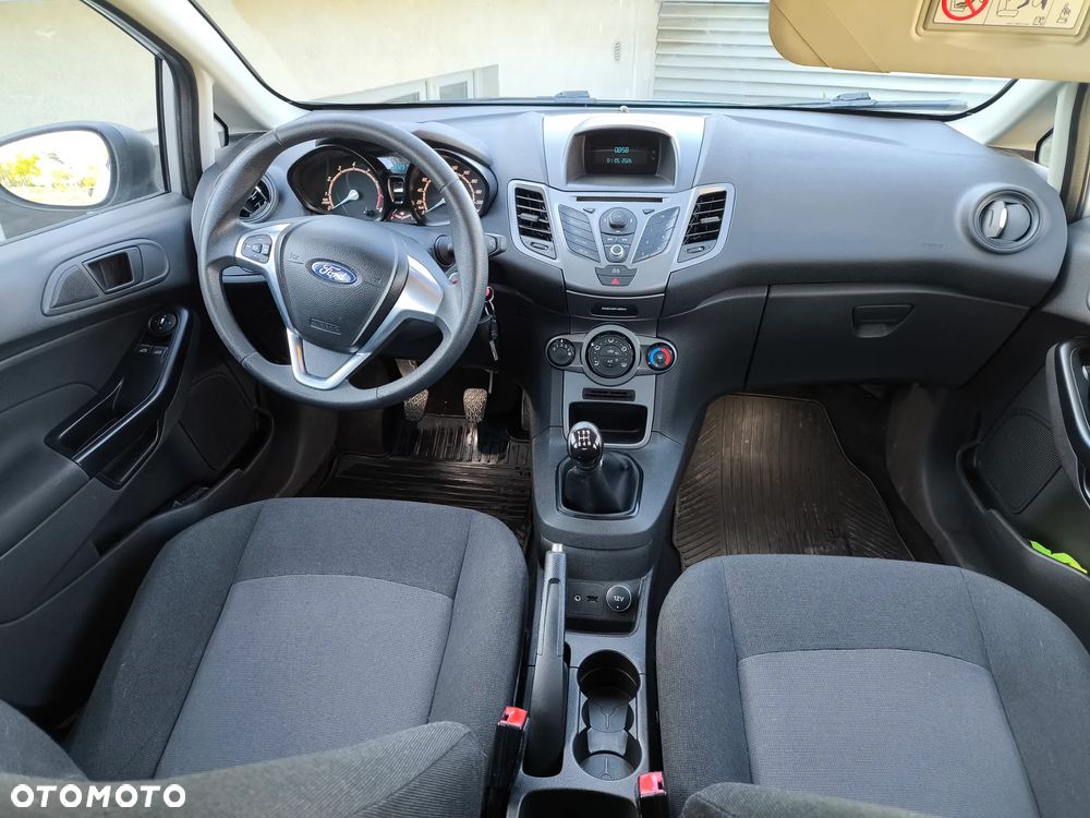 Ford Fiesta 1.25 Silver X - 23