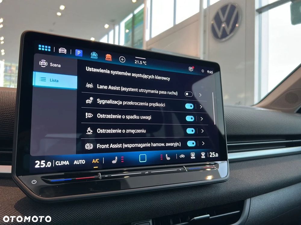 Volkswagen T-Roc - 17