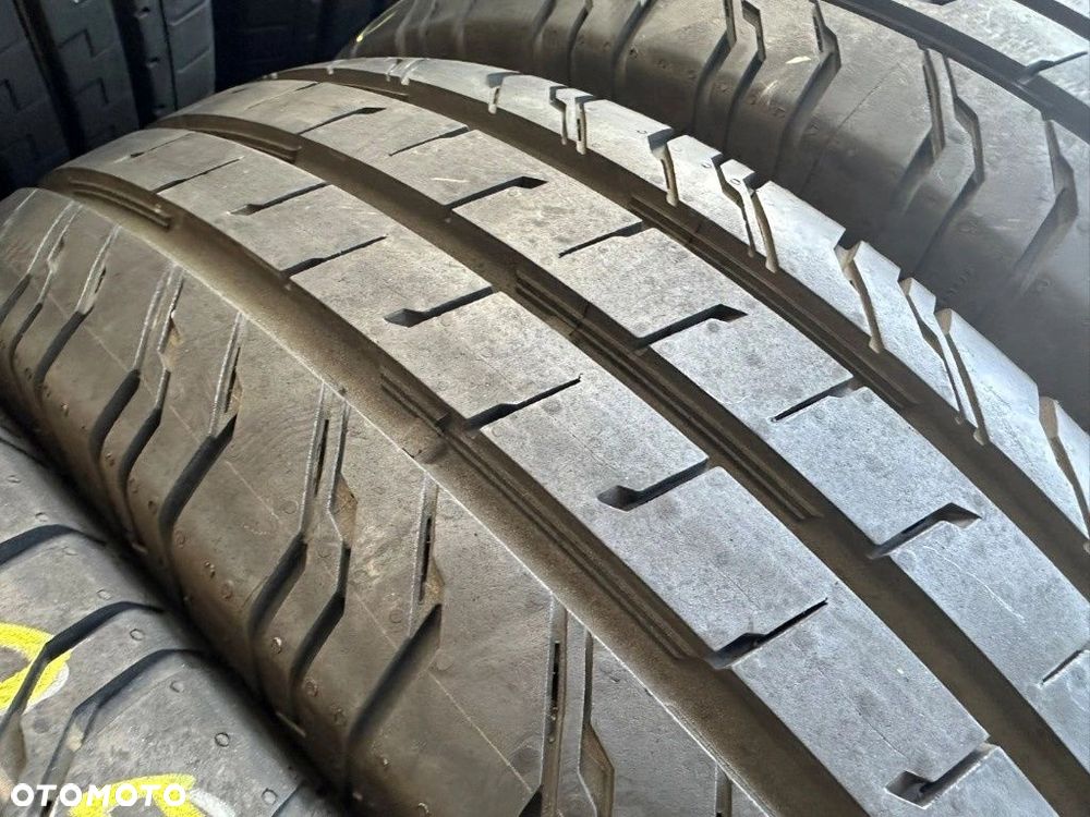 205/75/16C Continental Van200_8,5mm_4szt_(592) - 6