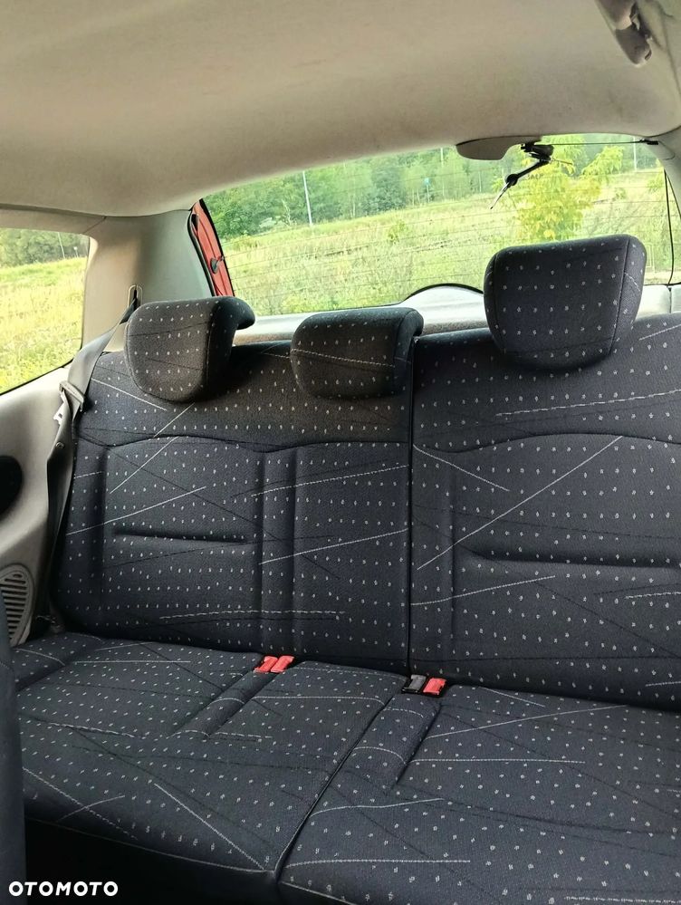 Renault Clio 1.4 Extreme - 12