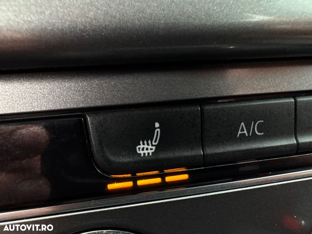 Volkswagen Golf - 17