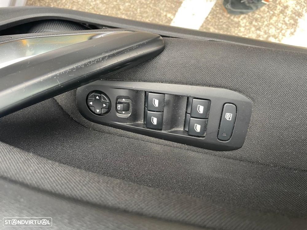 Peugeot 308 1.6 BlueHDi Active - 11