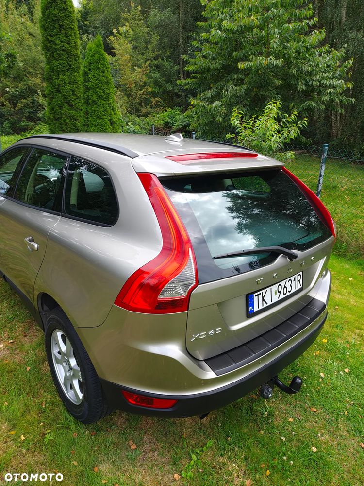 Volvo XC 60 D4 Kinetic - 4