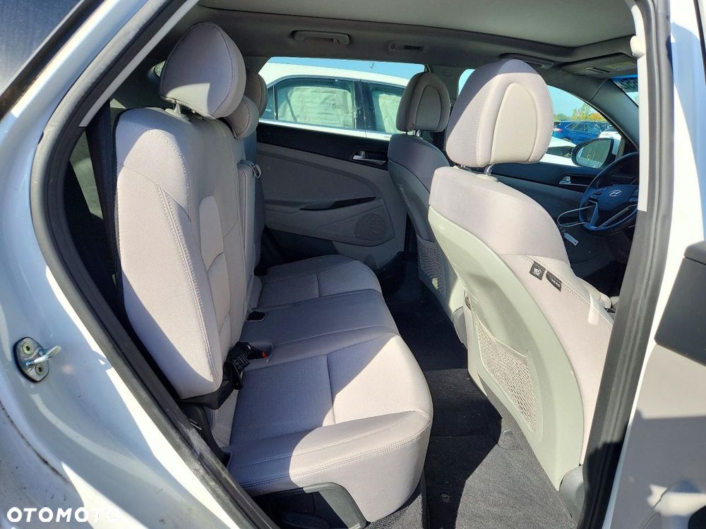 Hyundai Tucson 1.6 Turbo 4WD DCT Style - 10