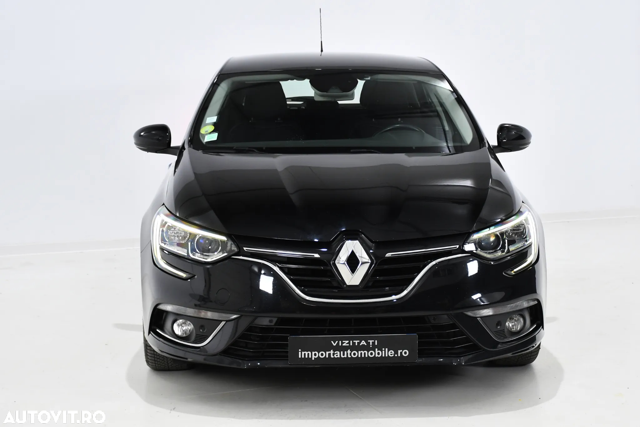 Renault Megane BLUE dCi Business - 10