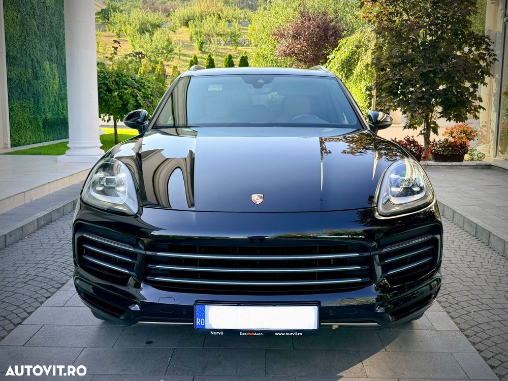Porsche Cayenne Standard - 4