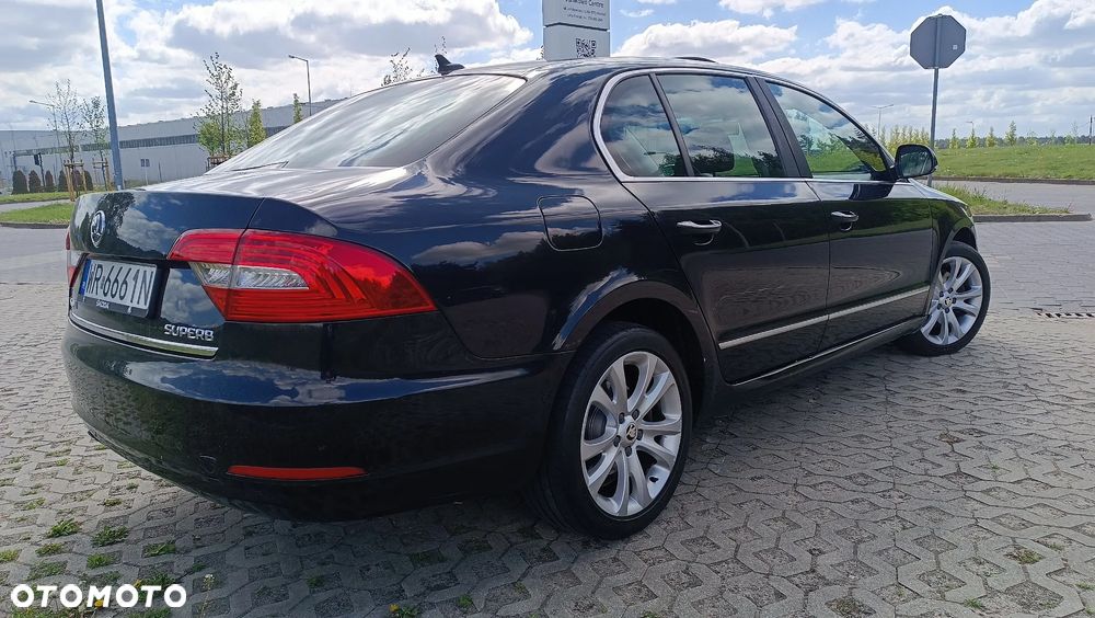 Skoda Superb 1.8 TSI Business DSG - 3
