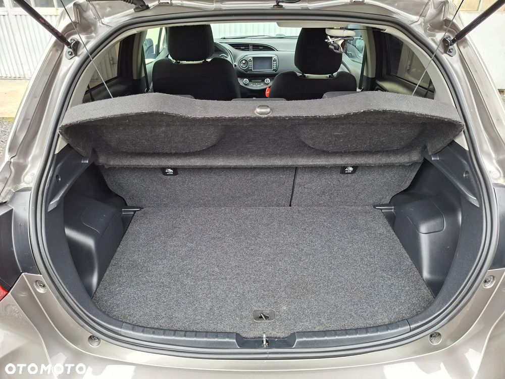 Toyota Yaris 1.5 Selection - 17