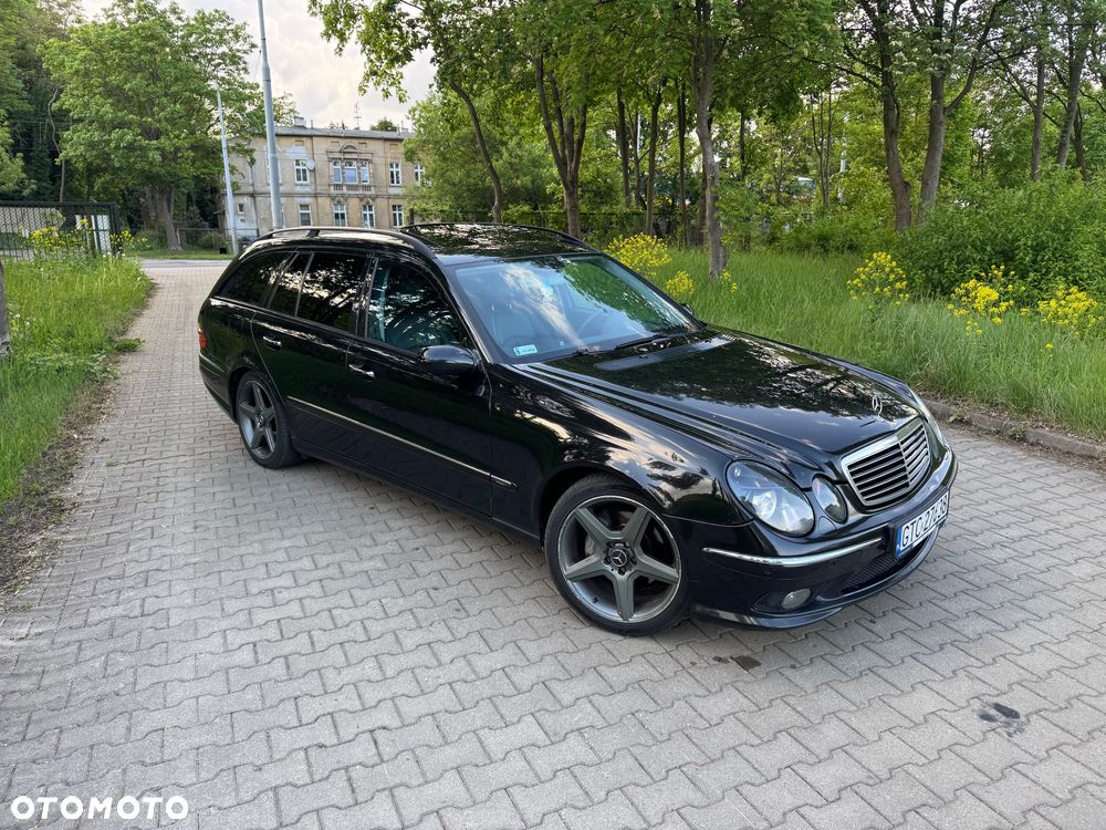 Mercedes-Benz Klasa E 320 CDI T Avantgarde - 12