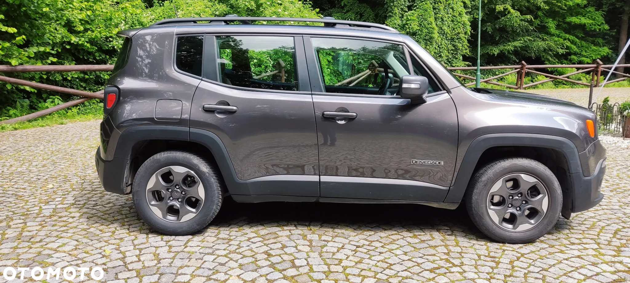 Jeep Renegade 1.6 E-torQ Sport - 16