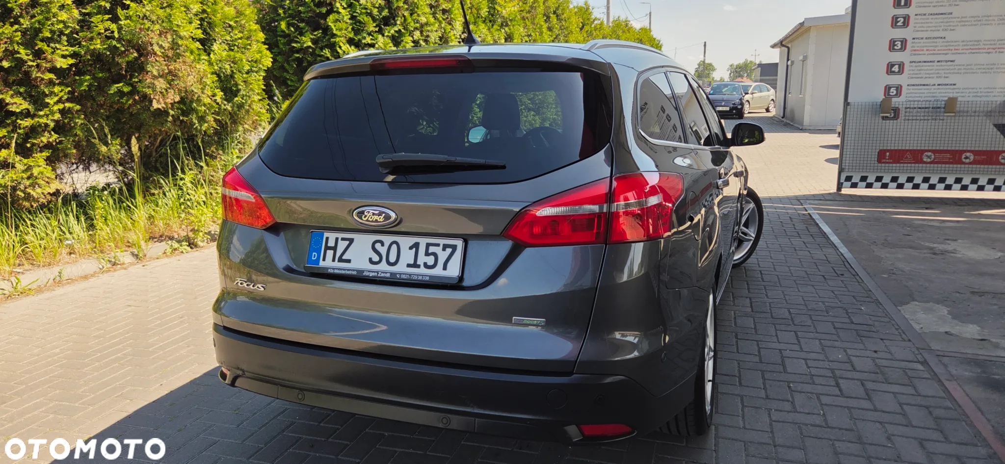 Ford Focus Turnier 1.0 EcoBoost Start-Stopp-System TITANIUM X - 10