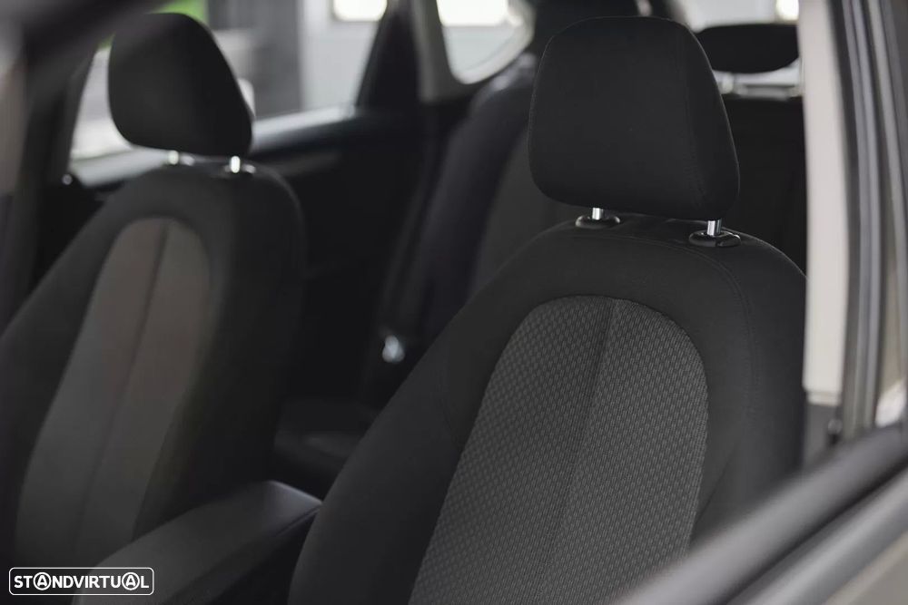 BMW 216 Active Tourer d Advantage - 26