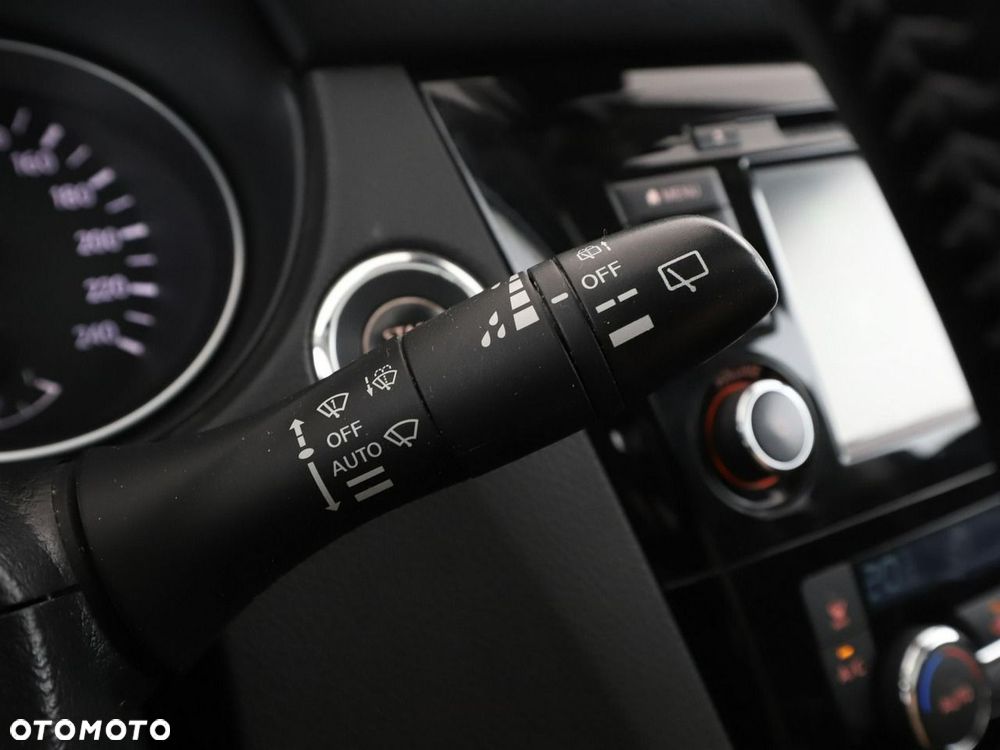 Nissan Qashqai 1.3 DIG-T N-Connecta - 31
