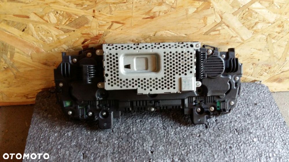LICZNIK BMW 5 9392558 870600201 - 3