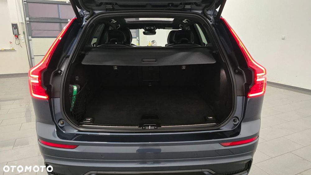 Volvo XC 60 B4 D AWD Ultimate Dark - 9