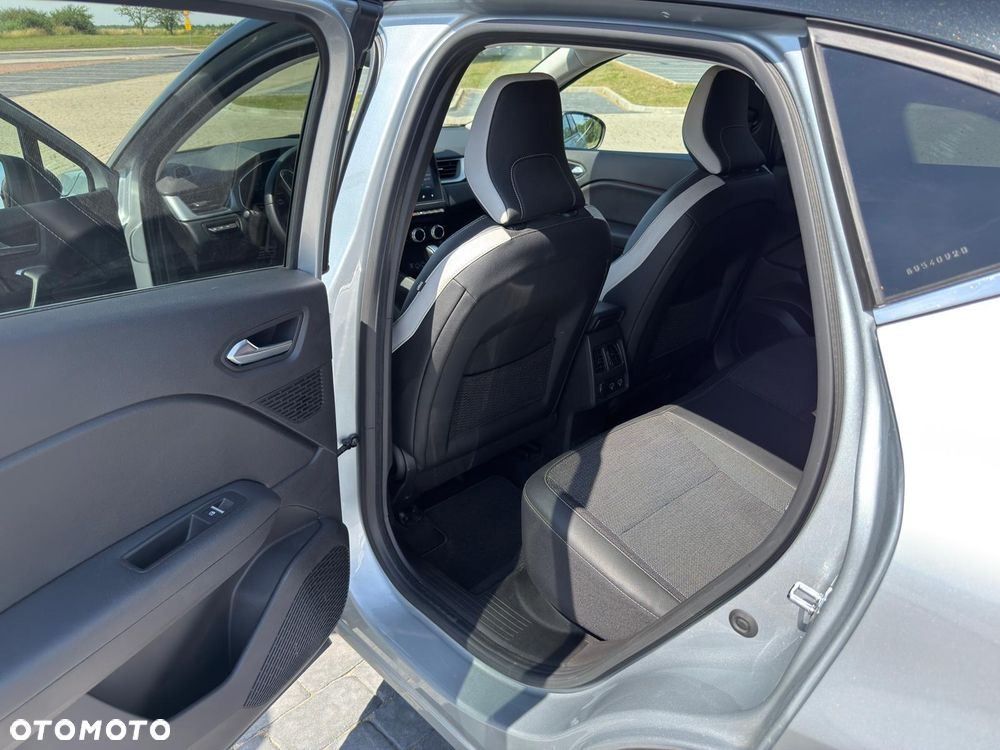 Renault Captur 1.6 E-TECH Full Hybrid 145 Intens - 13