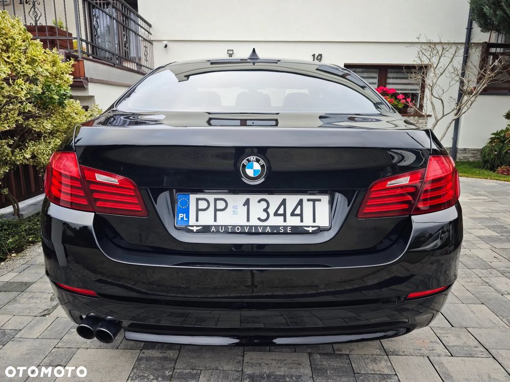 BMW Seria 5 520d xDrive - 7