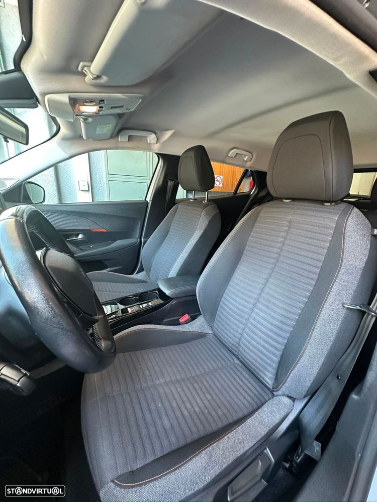 Peugeot e-2008 50 kWh Active Pack - 9