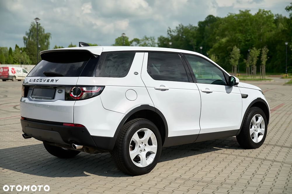 Land Rover Discovery Sport 2.0 eD4 HSE Luxury - 18